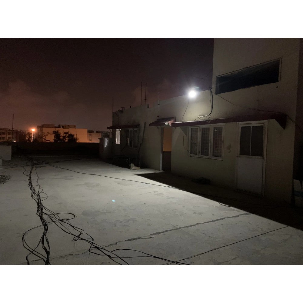 200W SOLAR FLOOD LIGHT